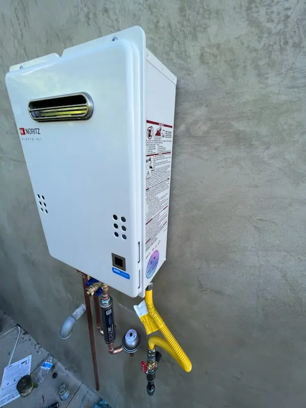 Tankless water heater installation for Defuniak Springs homes